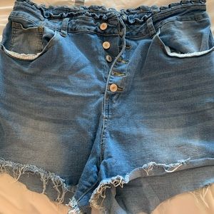 Ruffle top denim shorts